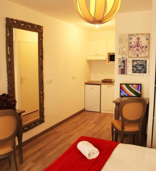 Студия Стандарт, Adonis Aix En Provence