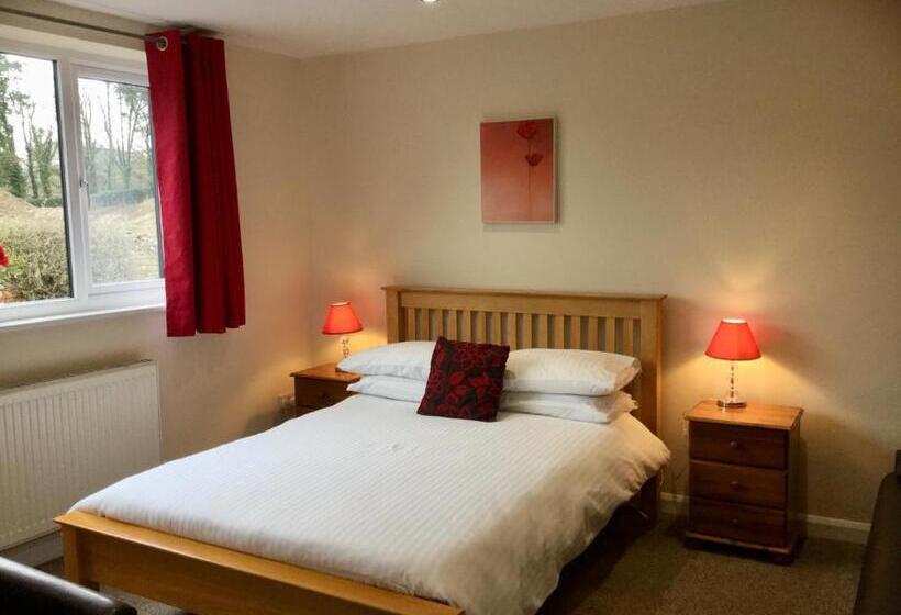 スタンダードスタジオ, Smithaleigh Farm Rooms And Apartments