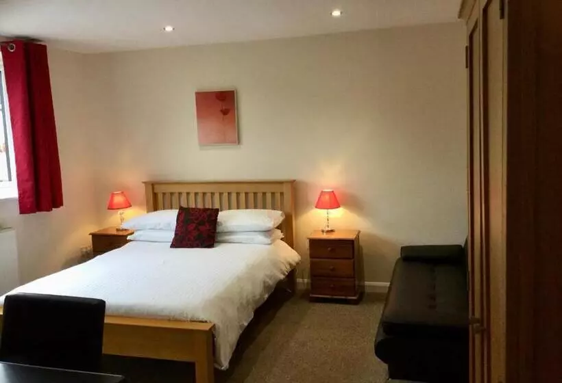 スタンダードスタジオ, Smithaleigh Farm Rooms And Apartments