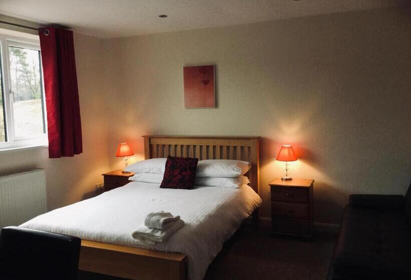 スタンダードスタジオ, Smithaleigh Farm Rooms And Apartments