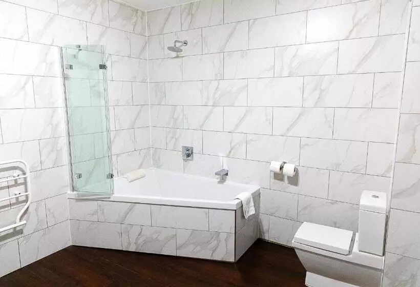 デラックスルーム, The City Rooms