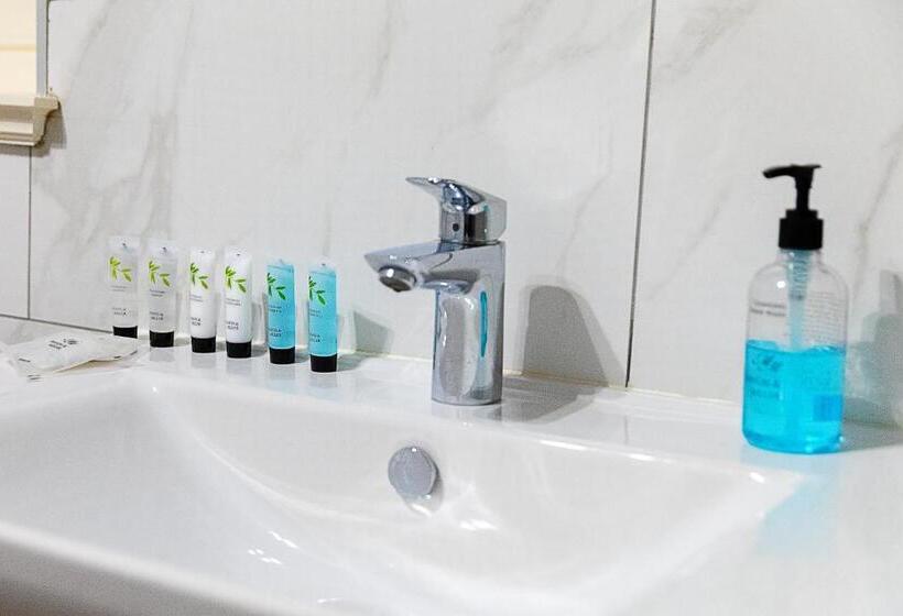 豪华房间, The City Rooms