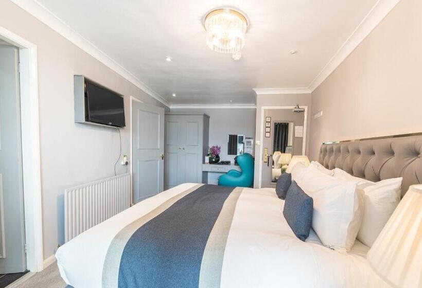 جناح ديلوكس مع إطلالات, The Fisherbeck