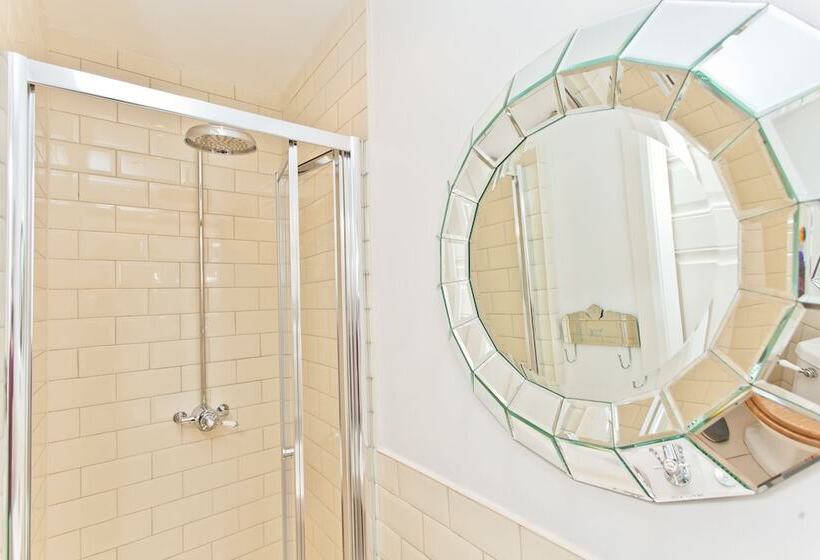 חדר סטנדרט, The Rosebery Boutique