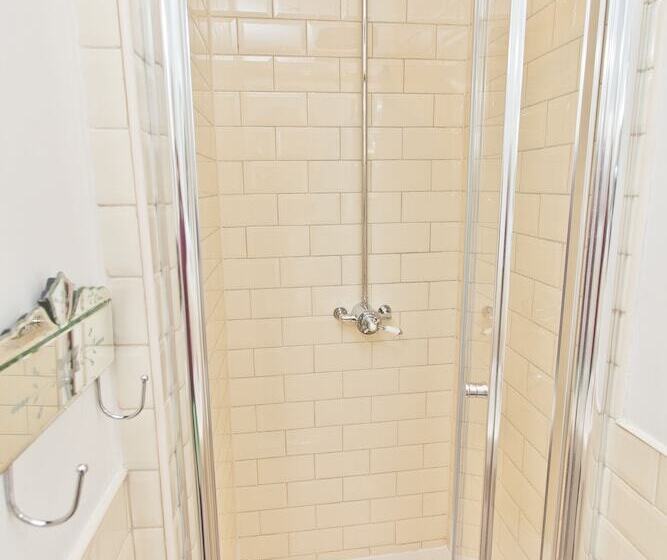 חדר סטנדרט, The Rosebery Boutique