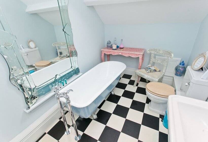 חדר סופריור, The Rosebery Boutique