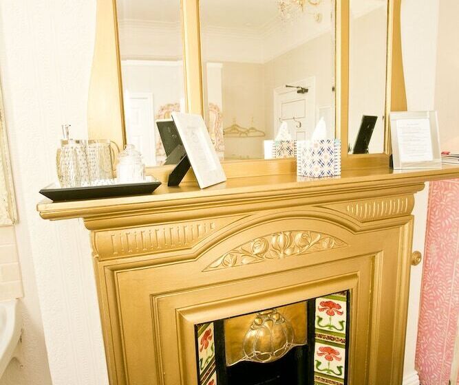 חדר סטנדרט, The Rosebery Boutique