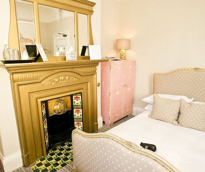 חדר סטנדרט, The Rosebery Boutique