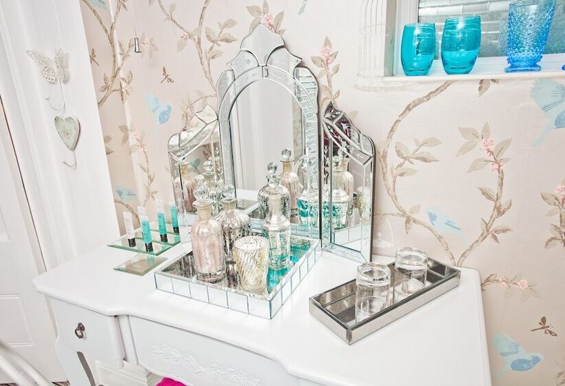 חדר סופריור, The Rosebery Boutique