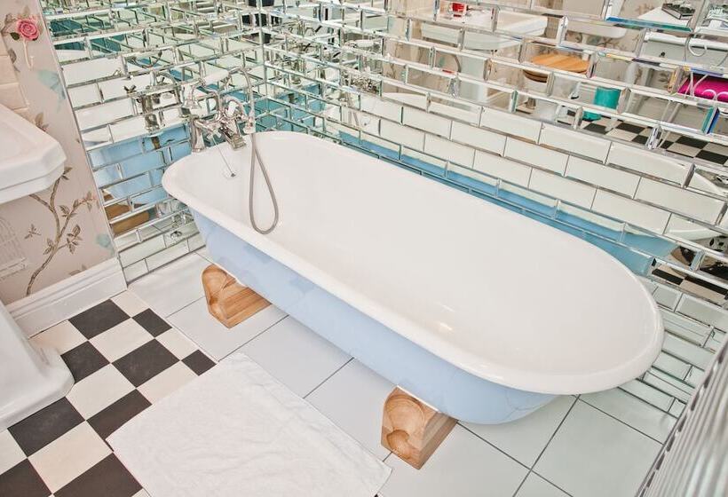 חדר סופריור, The Rosebery Boutique