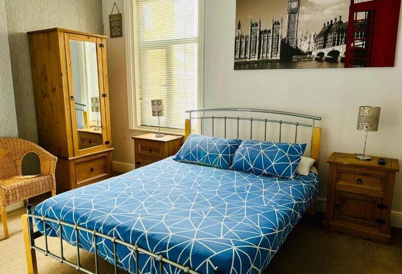 Номер Deluxe, Le Papillon Hotel Blackpool