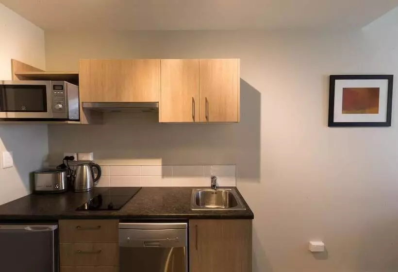Huoneisto 1 Makuuhuone, Ramada Suites By Wyndham Christchurch City
