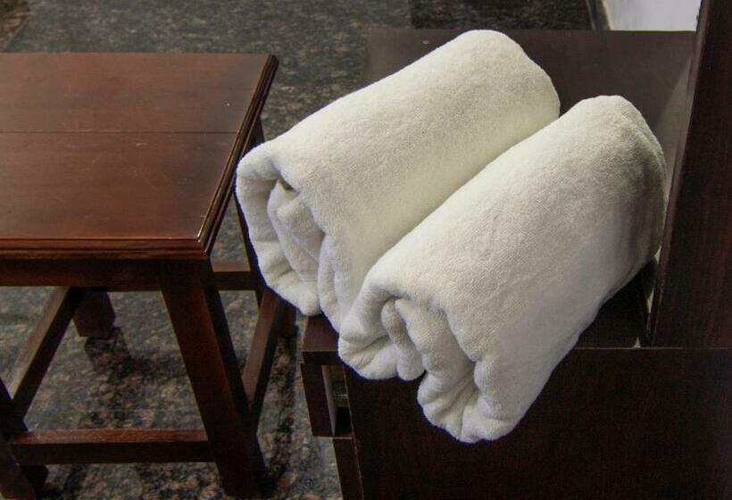 חדר סופריור, Namasthe