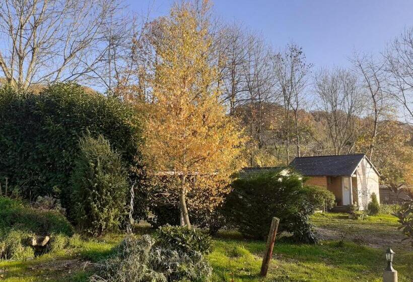 غرفة قياسية مطلّة علي الحديقة, Maison D Hôtes Indépendante à La Campagne