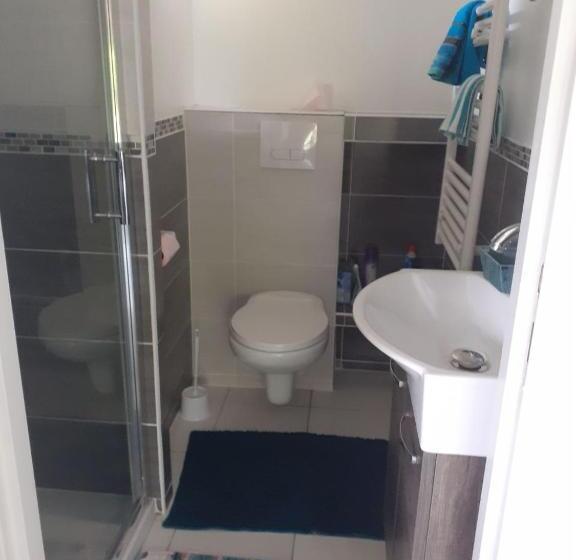 غرفة قياسية مطلّة علي الحديقة, Maison D Hôtes Indépendante à La Campagne