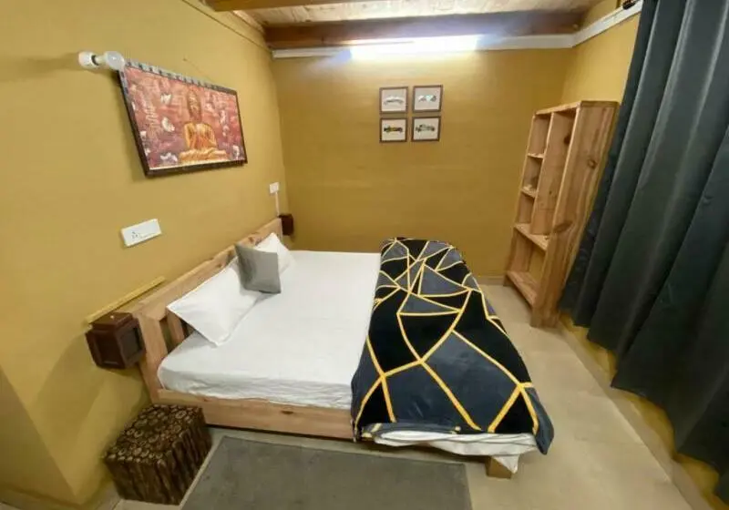 デラックスルーム, Woodzo Shangarh