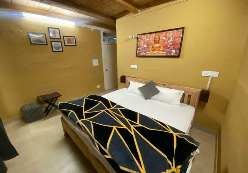 デラックスルーム, Woodzo Shangarh