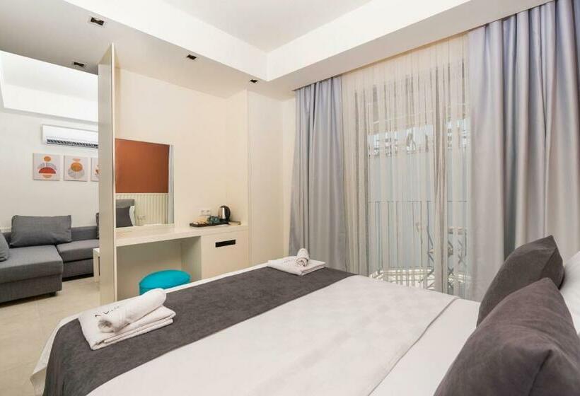 Suite Junior, Kas Evderhan