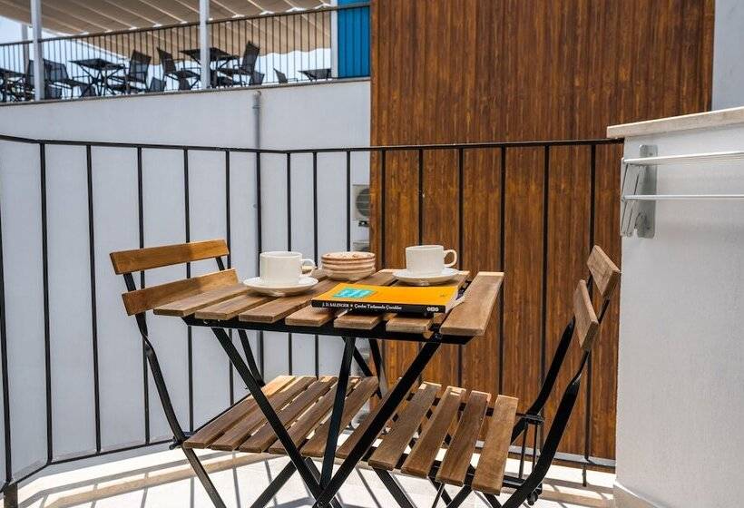 Camera Standard, Kas Evderhan