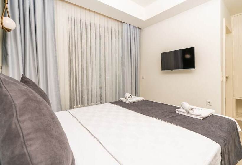 Camera Standard, Kas Evderhan