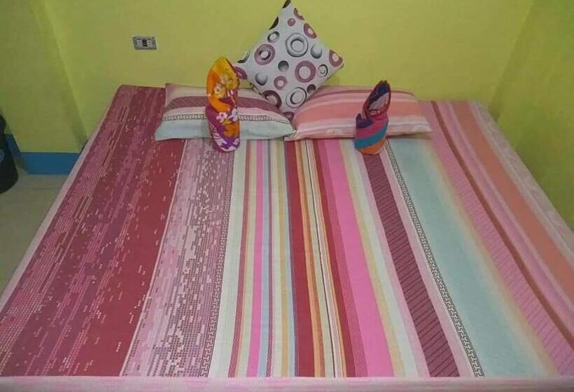 חדר משפחתי, Livin S Inn Tuguegarao