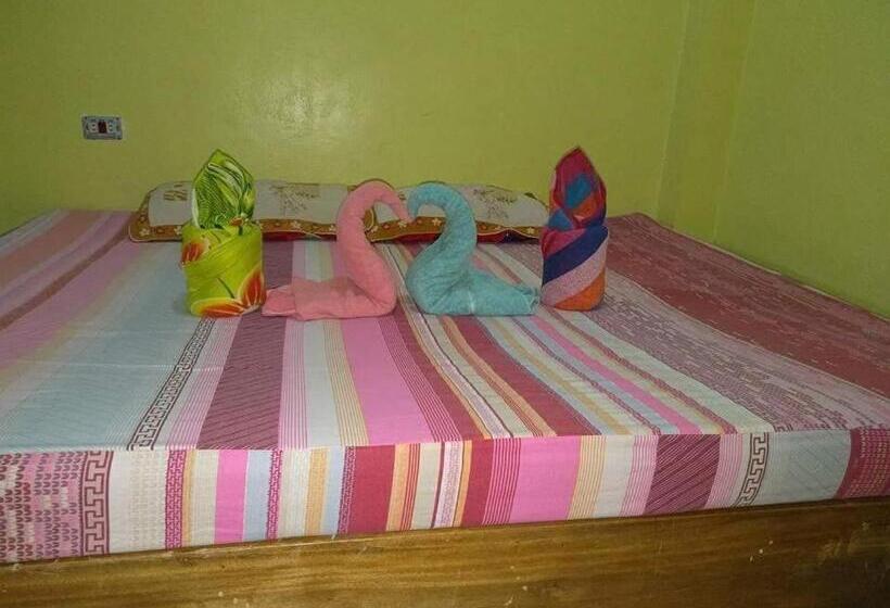 חדר משפחתי, Livin S Inn Tuguegarao