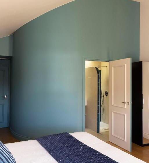 小型套房带阳台, L Invitation Au Voyage   Hôtel & Spa