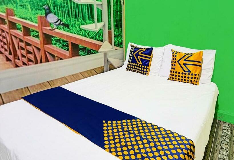 חדר אקונומי, Spot On 91697 Nyaman Homestay Syariah