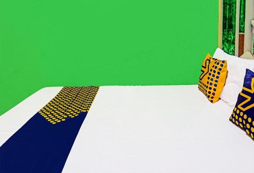 חדר אקונומי, Spot On 91697 Nyaman Homestay Syariah