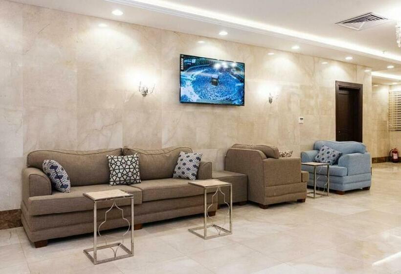 Четырехместный Номер Стандарт, فندق برايت