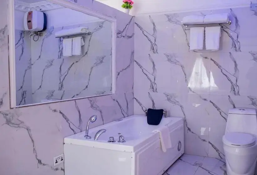 سوئیت پرزیدنت, Mondeestars Luxury Home