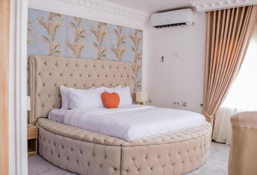 سوئیت پرزیدنت, Mondeestars Luxury Home