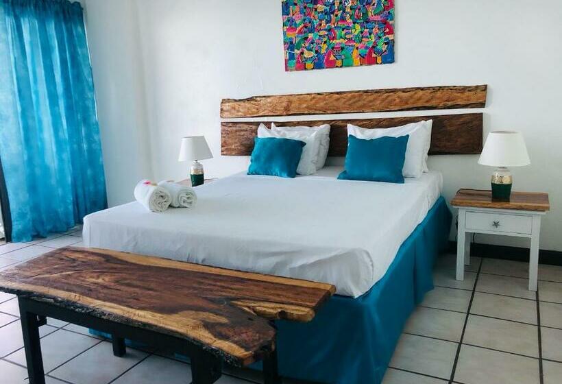 اتاق استاندارد با چشم‌انداز دریا, Sand And Tan Beach