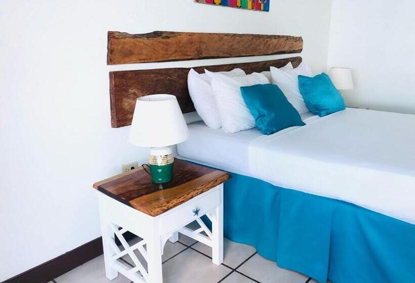 اتاق سوپریور, Sand And Tan Beach