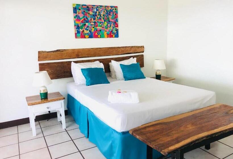 اتاق سوپریور, Sand And Tan Beach