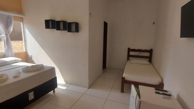 スタンダードトリプルルーム, Pousada Ah Mar