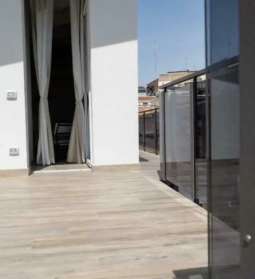 اتاق لوکس با بالکن, Blanco Magnificent B&b Altamura