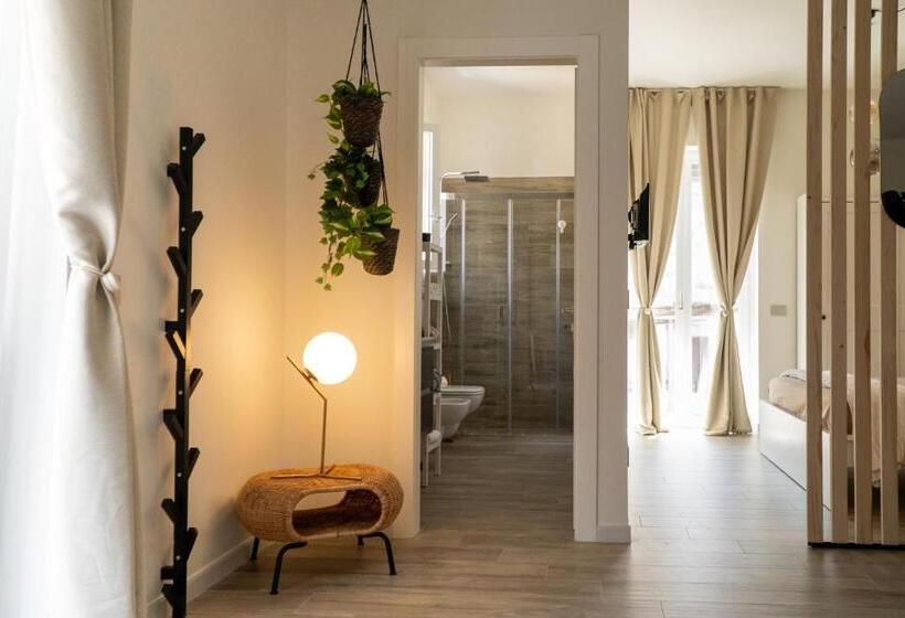 اتاق استاندارد با بالکن, Blanco   Magnificent B&b Altamura