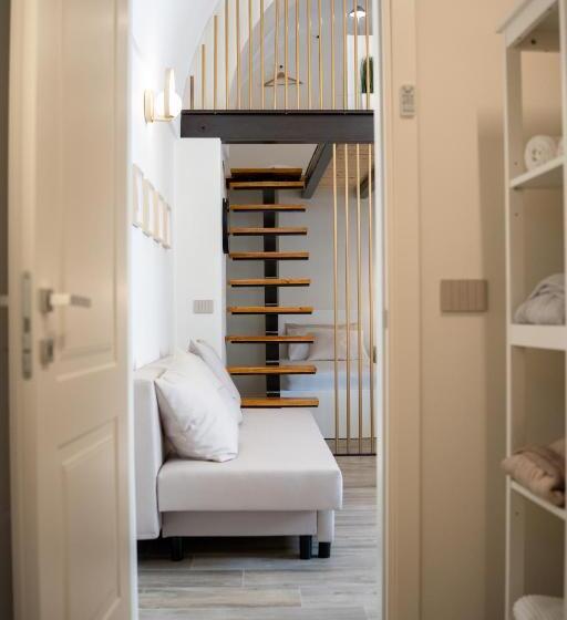 سوئیت جونیور خانوادگی, Blanco   Magnificent B&b Altamura