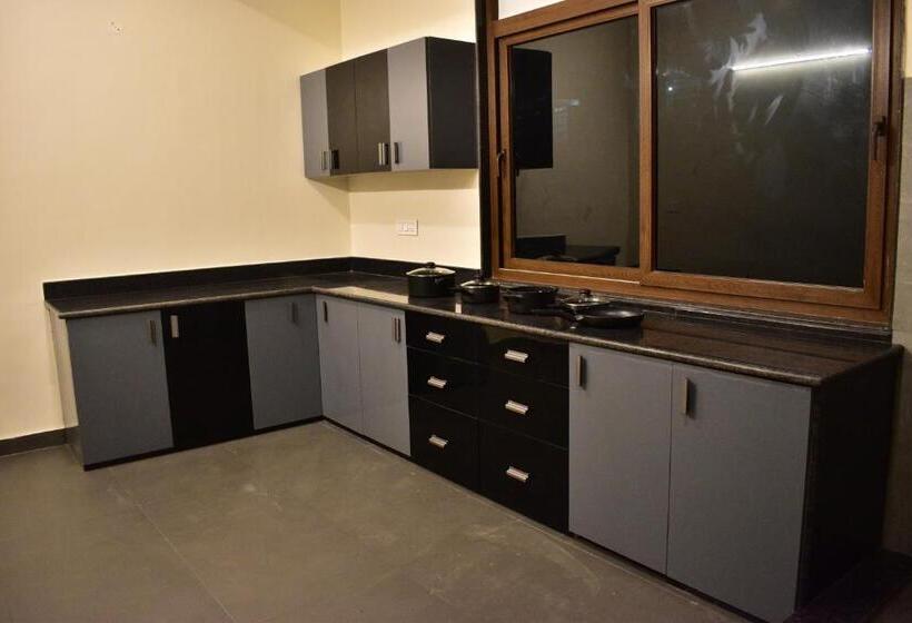 带1个卧室的带阳台的公寓, Montana Vyoo