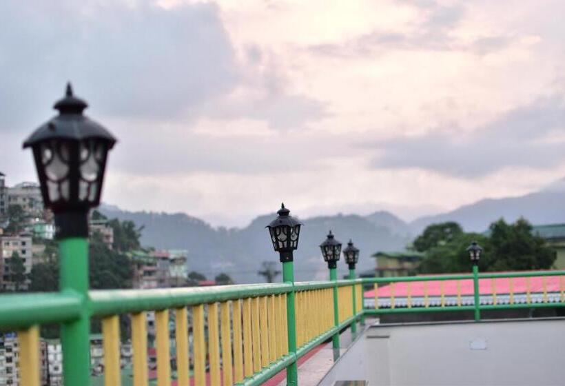 山景套房, Montana Vyoo