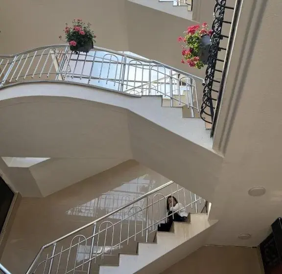 اتاق استاندارد با بالکن, Villa Abi Center