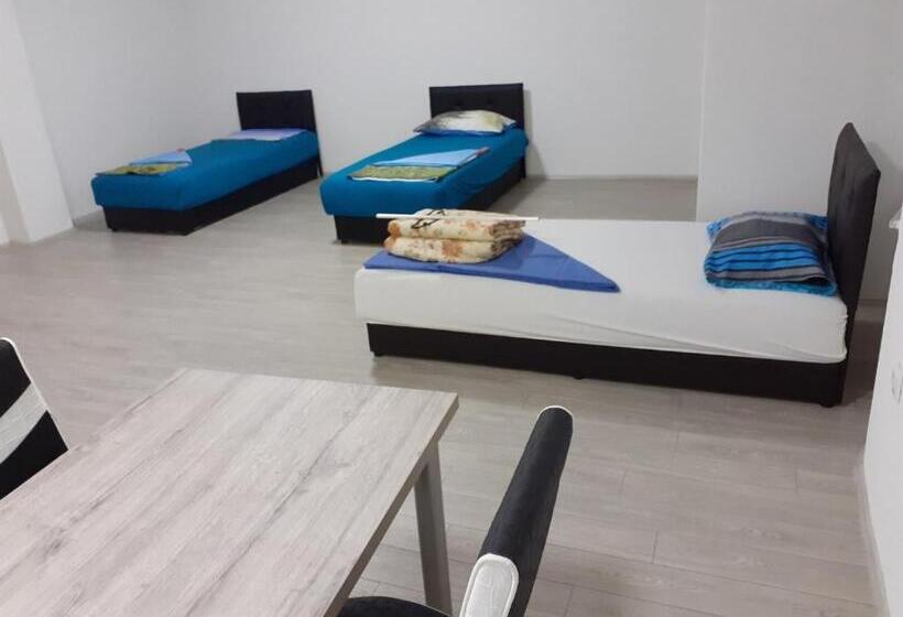 اتاق اکونومی, Villa Abi Center