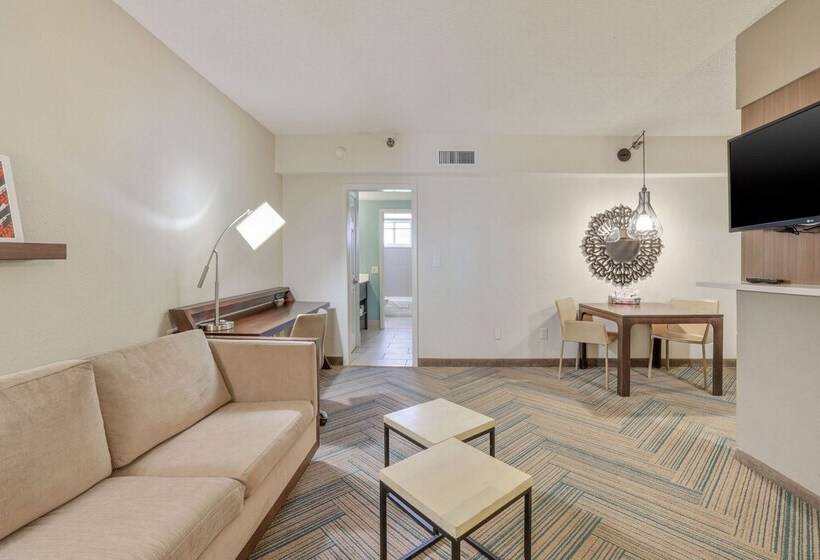 شقة غرفة نوم واحدة مزودة بشُرفة, The Malone