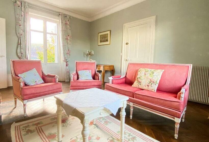 Номер Стандарт, Closerie La Fontaine