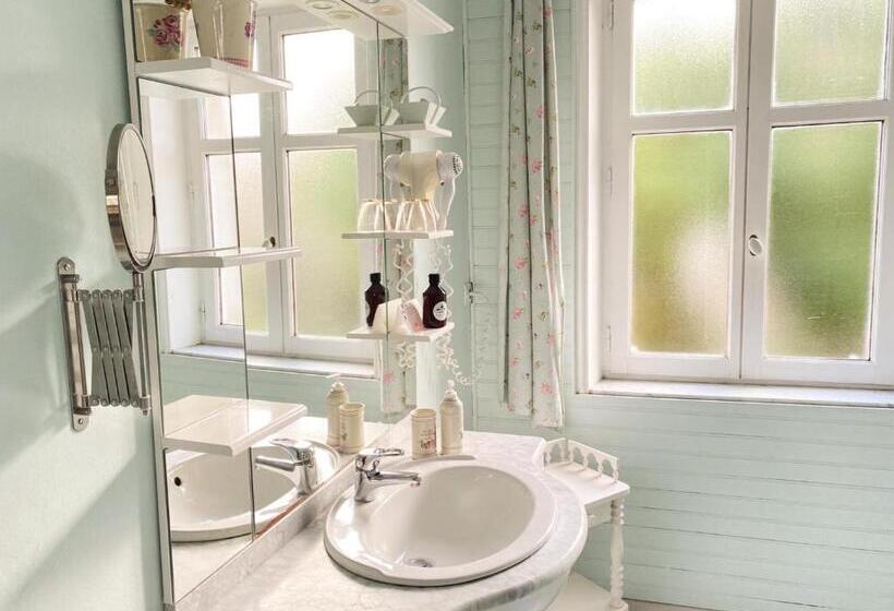 Номер Стандарт, Closerie La Fontaine