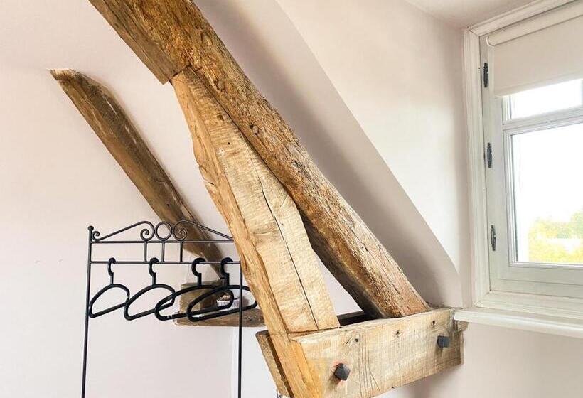 Номер Стандарт, Closerie La Fontaine