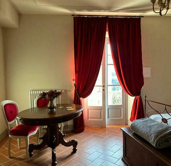 豪华房间, Castellinaria