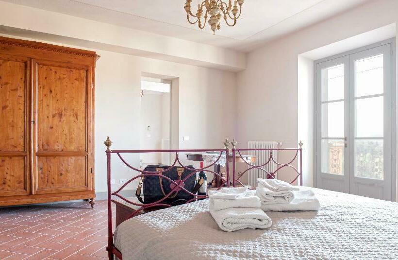 豪华房间, Castellinaria