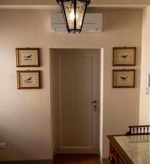 高级大房间, Castellinaria